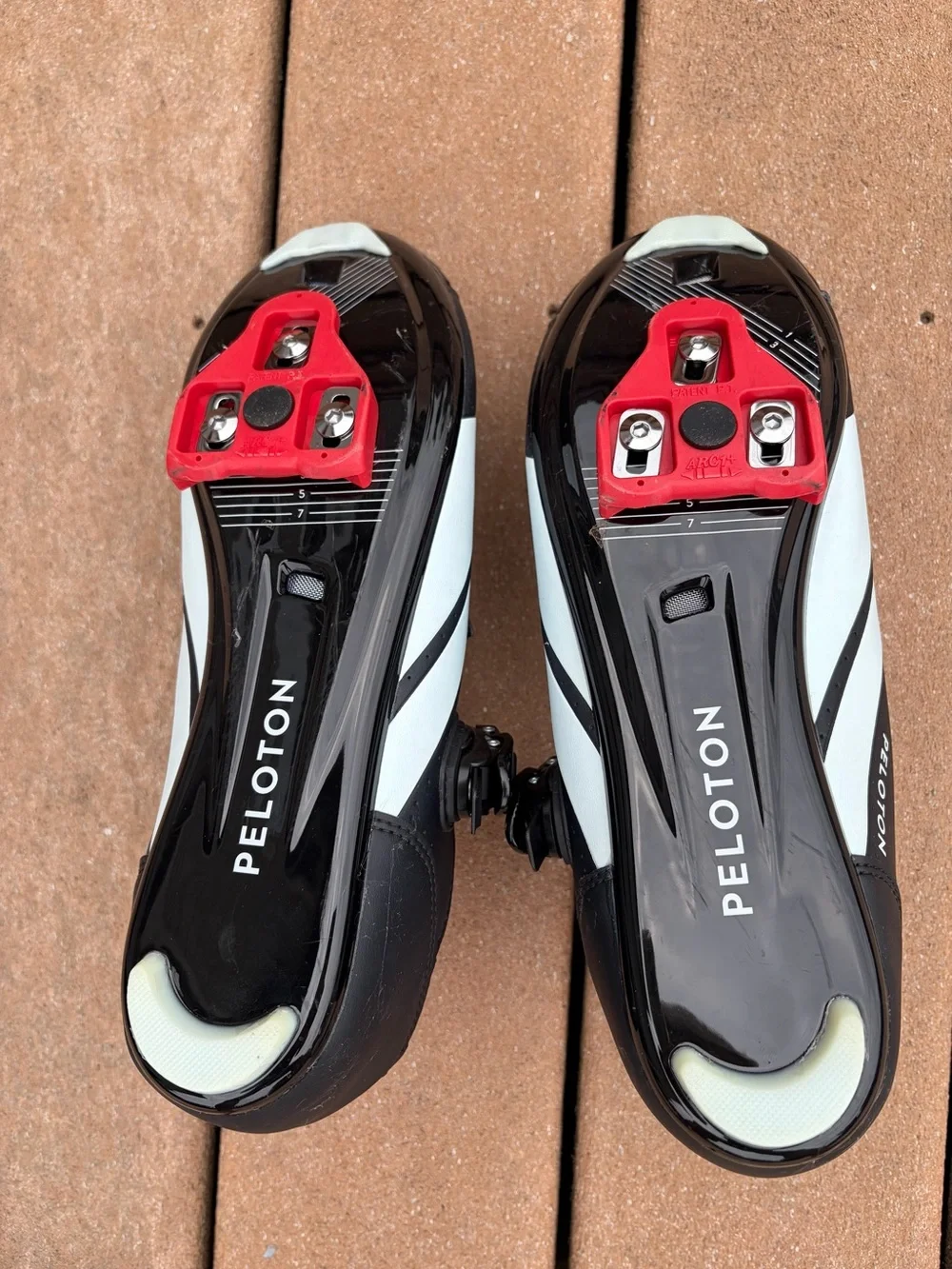 Peloton Indoor Cycling Shoes w/ Cleats Sz 47 (US Men’s 13) Black/ Red Adjustable